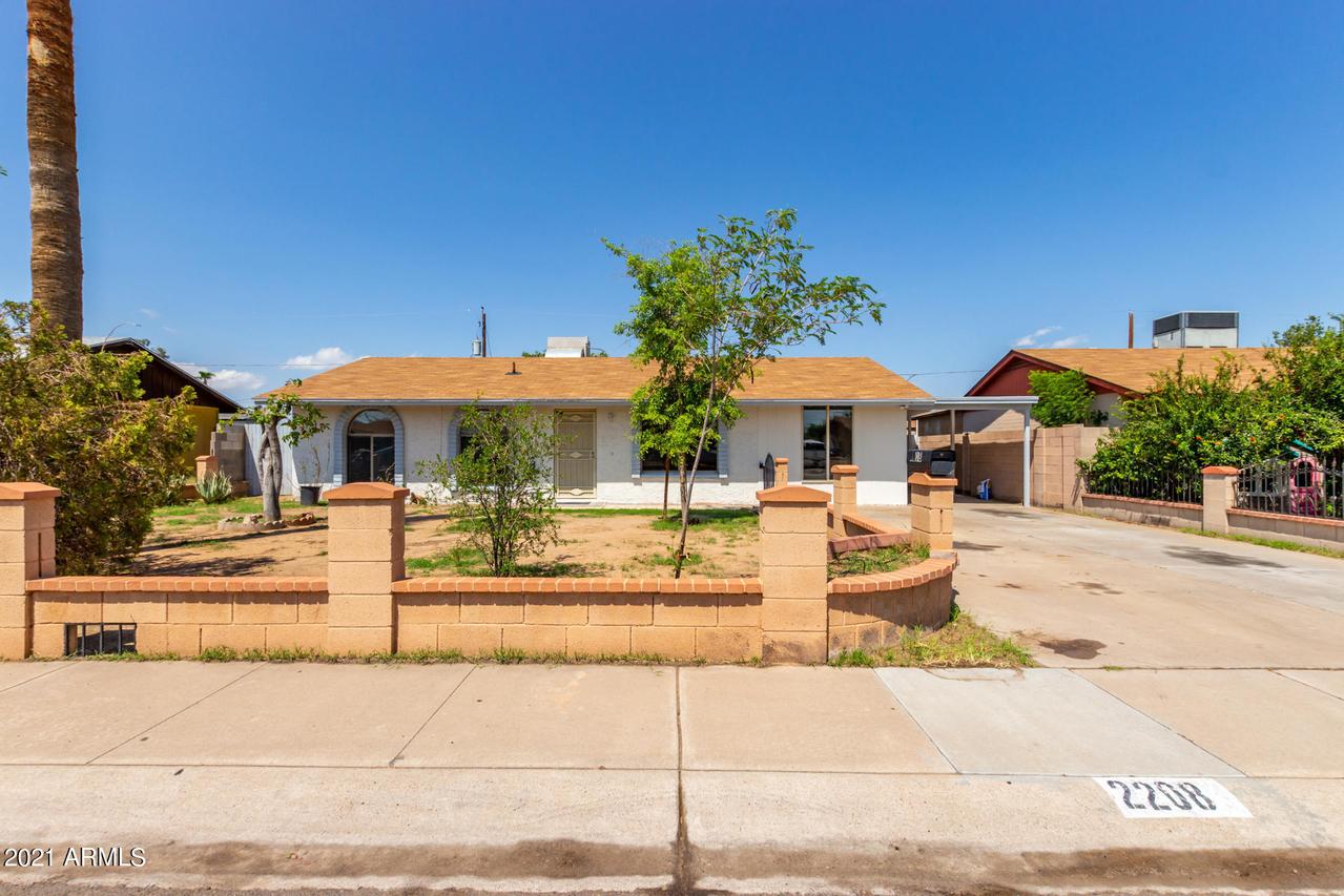 2208 W Chambers St., Phoenix, AZ 85041