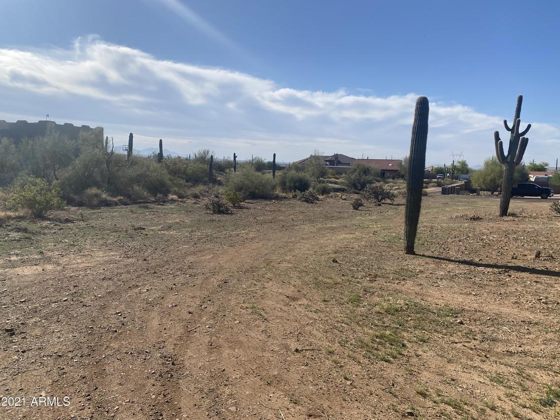 E Arroyo Rd. #'-', Phoenix, AZ 85086