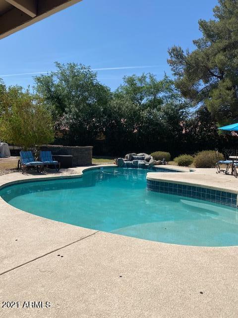 2113 E Glencove St., Mesa, AZ 85213