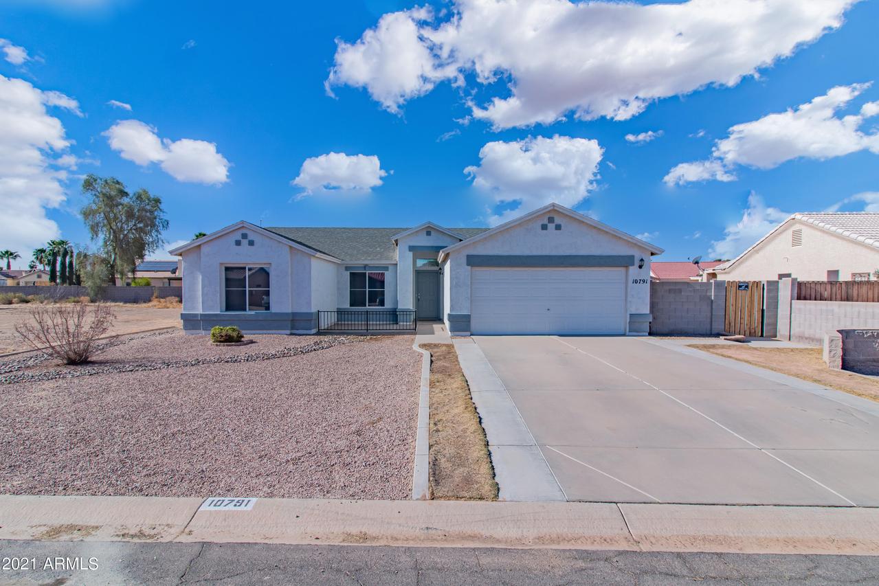 10791 W Cove Dr., Arizona City, AZ 85123