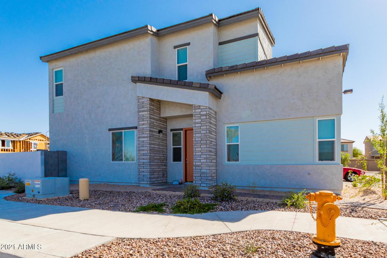 15849 N 74th Ln., Peoria, AZ 85381