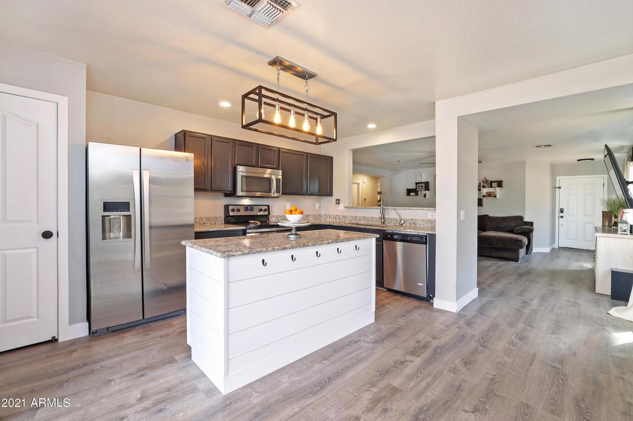 2236 S Lynch, Mesa, AZ 85209