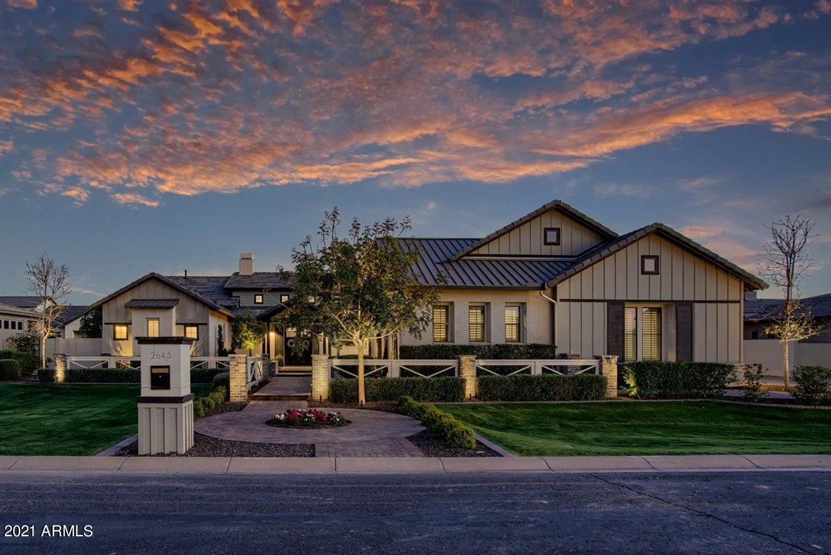 2645 E Hummingbird Way, Gilbert, AZ 85297
