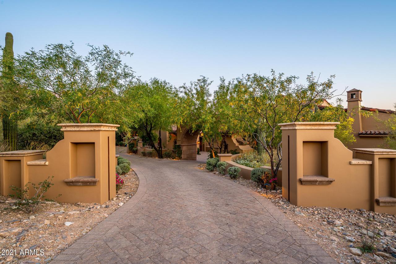 10995 E Wingspan Way, Scottsdale, AZ 85255