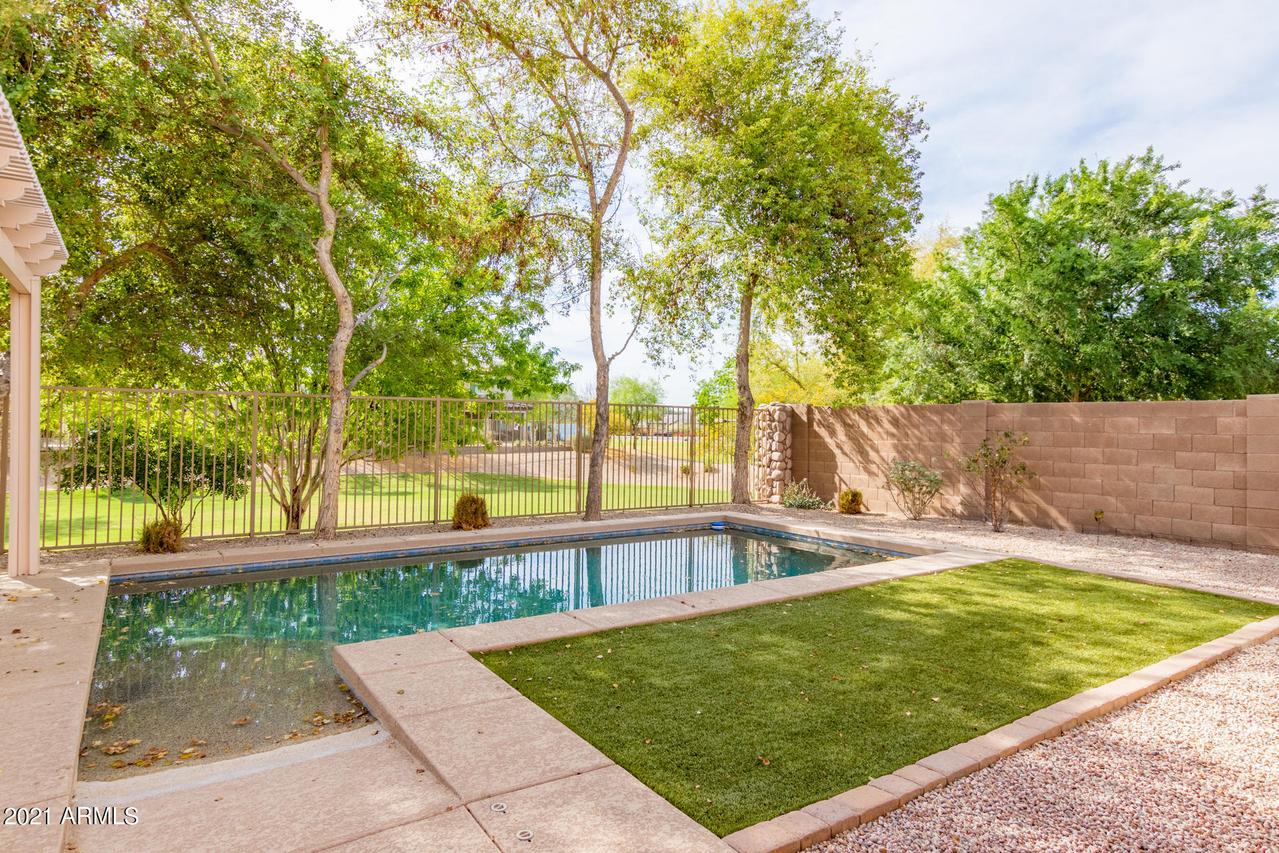 4030 S Big Horn Pl., Chandler, AZ 85249