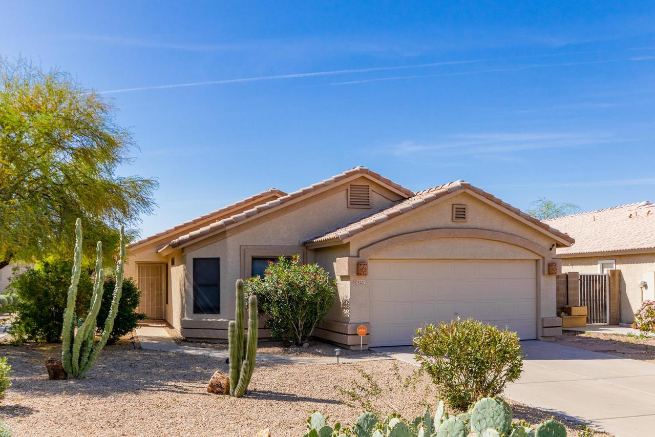 9227 W Cinnabar Ave., Peoria, AZ 85345