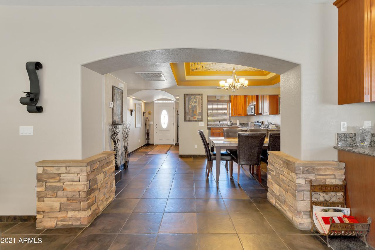 1533 E Cortez St., Phoenix, AZ 85020