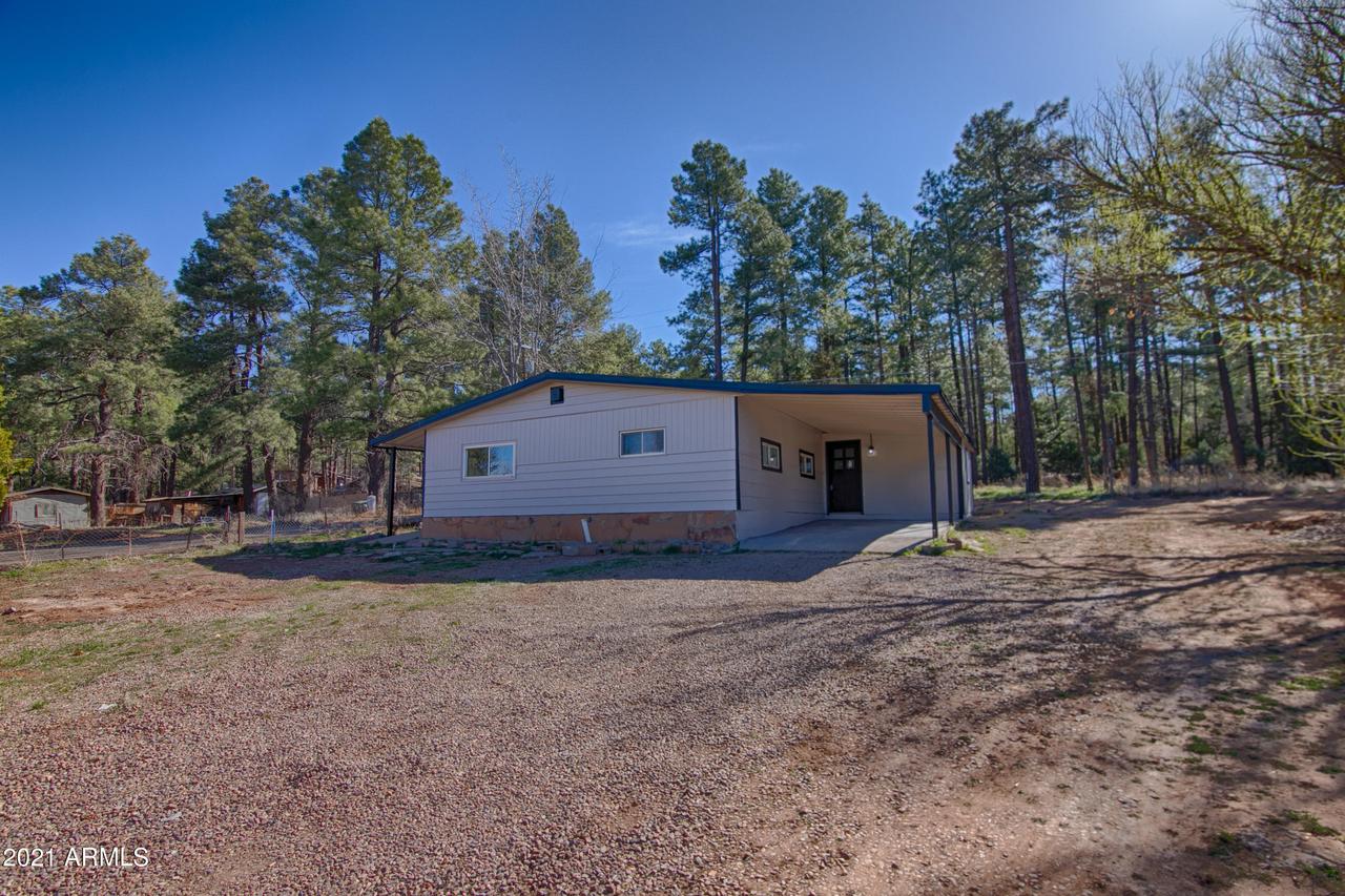 3557 S 15th St., Show Low, AZ 85901