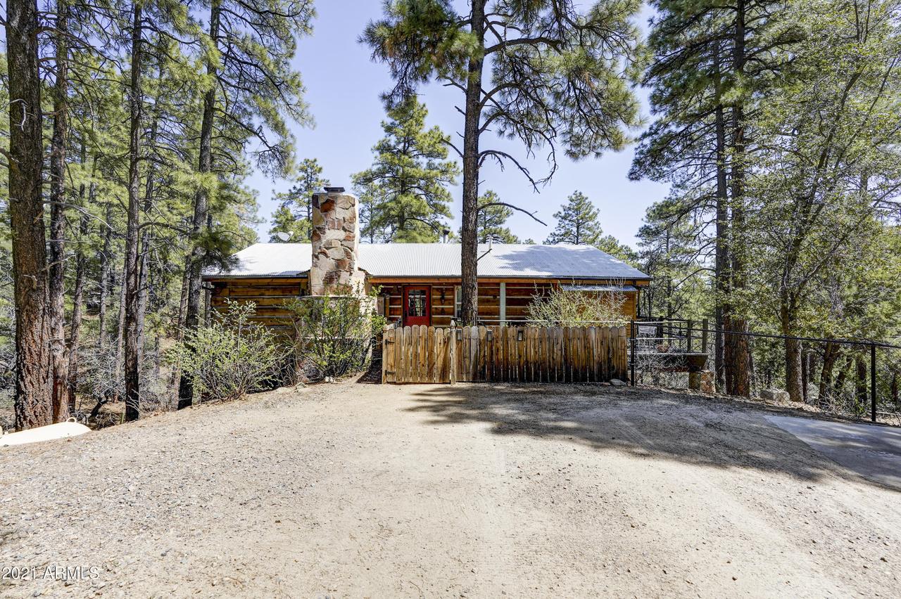1133 N Madizell Dr., Prescott, AZ 86305