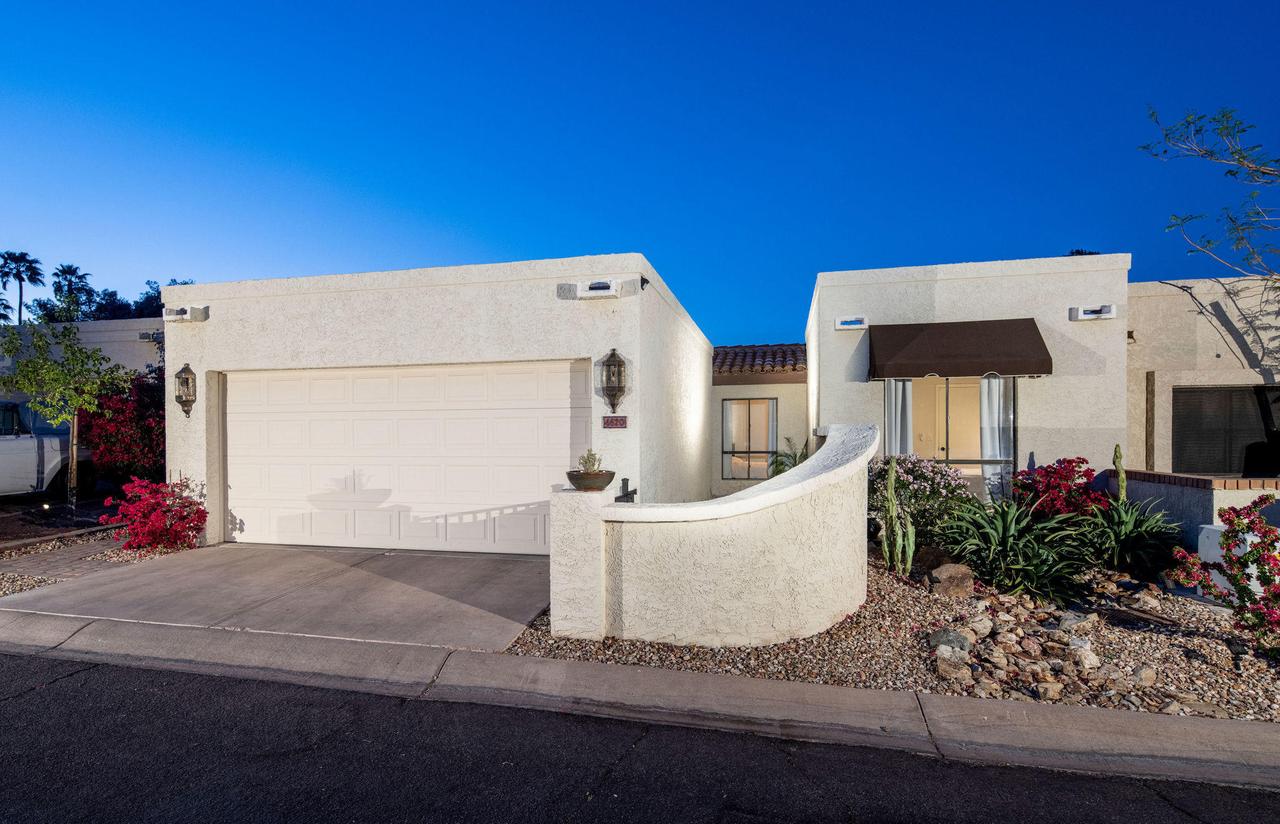 4620 E Desert Dr., Phoenix, AZ 85044