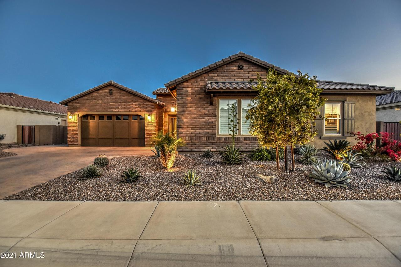 3881 E Iris Dr., Chandler, AZ 85286