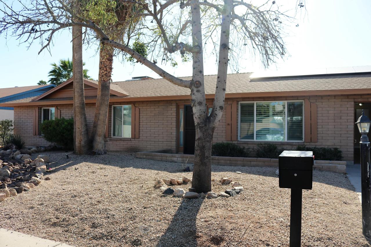 19230 N 20th Dr., Phoenix, AZ 85027