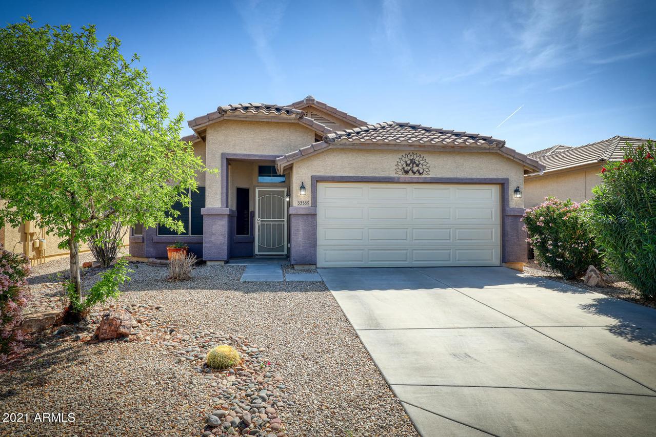 33369 N Stone Ridge Dr., San Tan Valley, AZ 85143