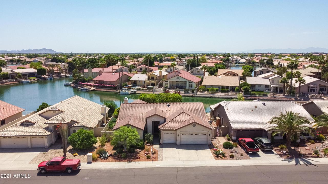 5547 W Lone Cactus Dr., Glendale, AZ 85308