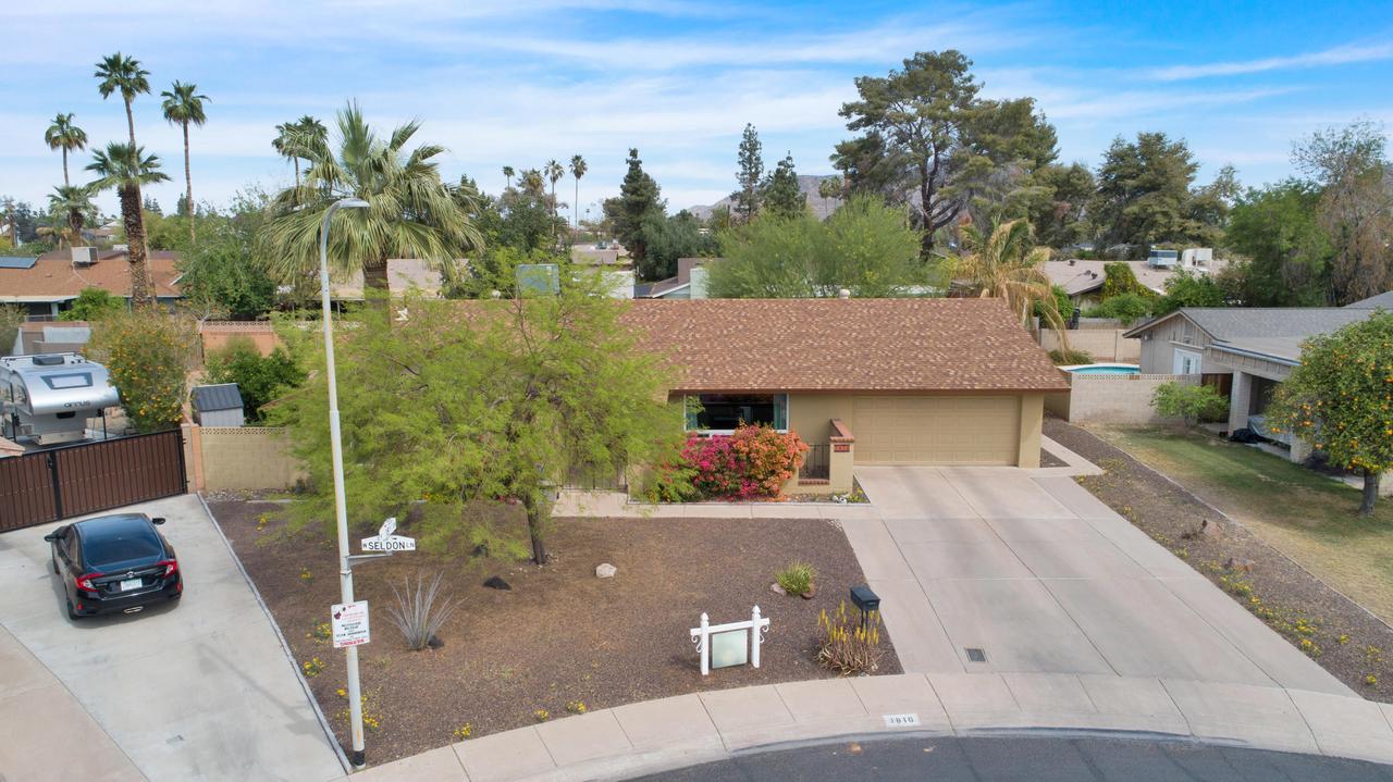 1816 W Seldon Ln., Phoenix, AZ 85021