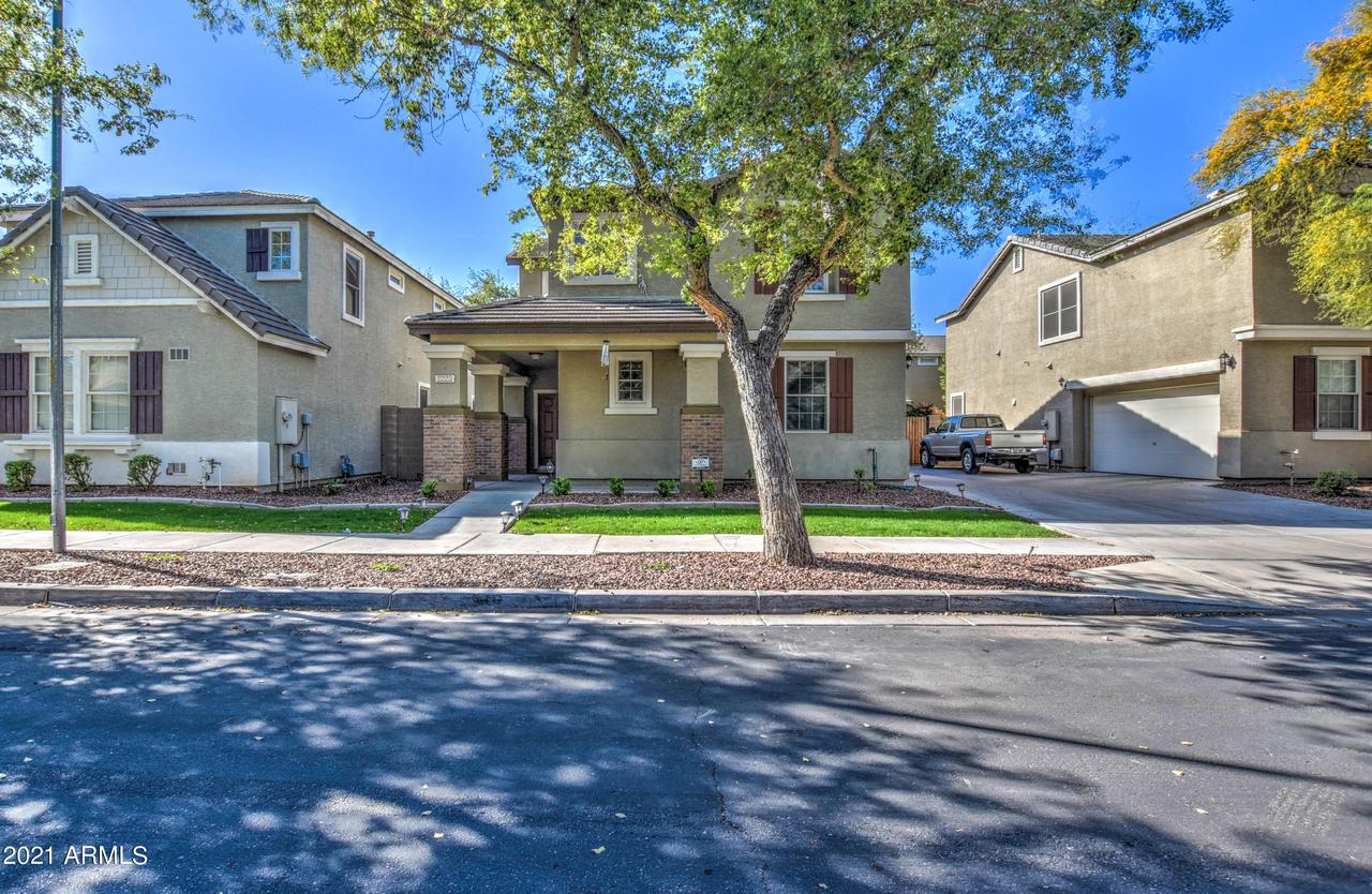 2223 E Fraktur Rd., Phoenix, AZ 85040