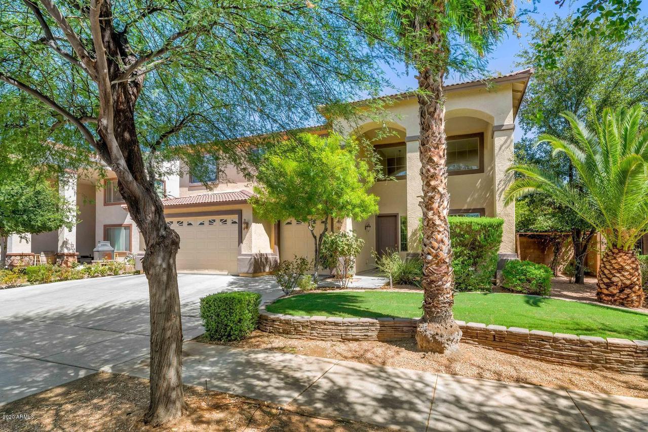 15826 W Mercer Ln., Surprise, AZ 85379