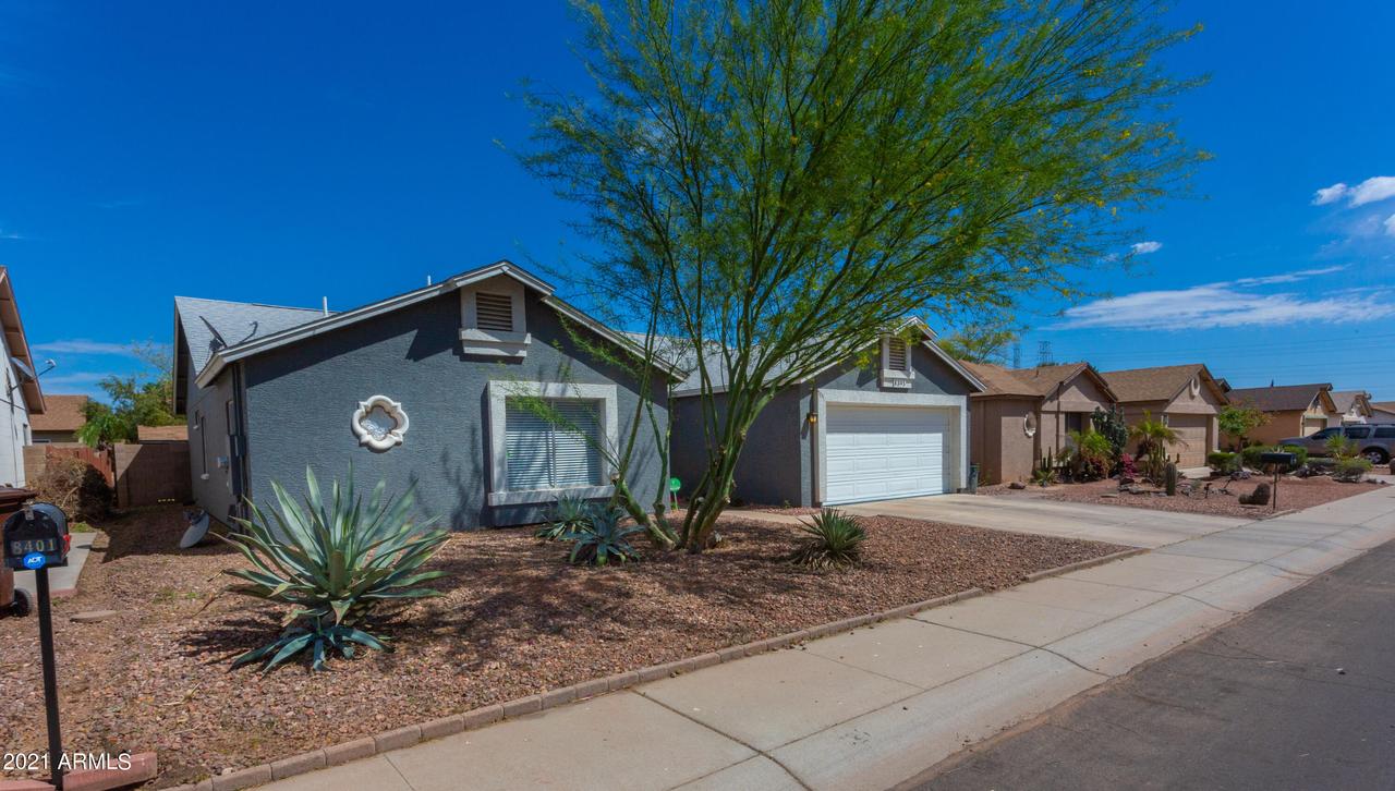 8395 N 107th Ln., Peoria, AZ 85345