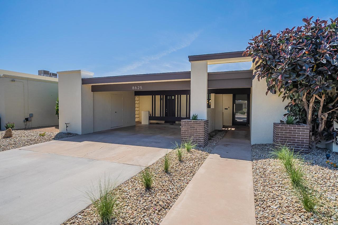 8625 E Monterosa Ave., Scottsdale, AZ 85251