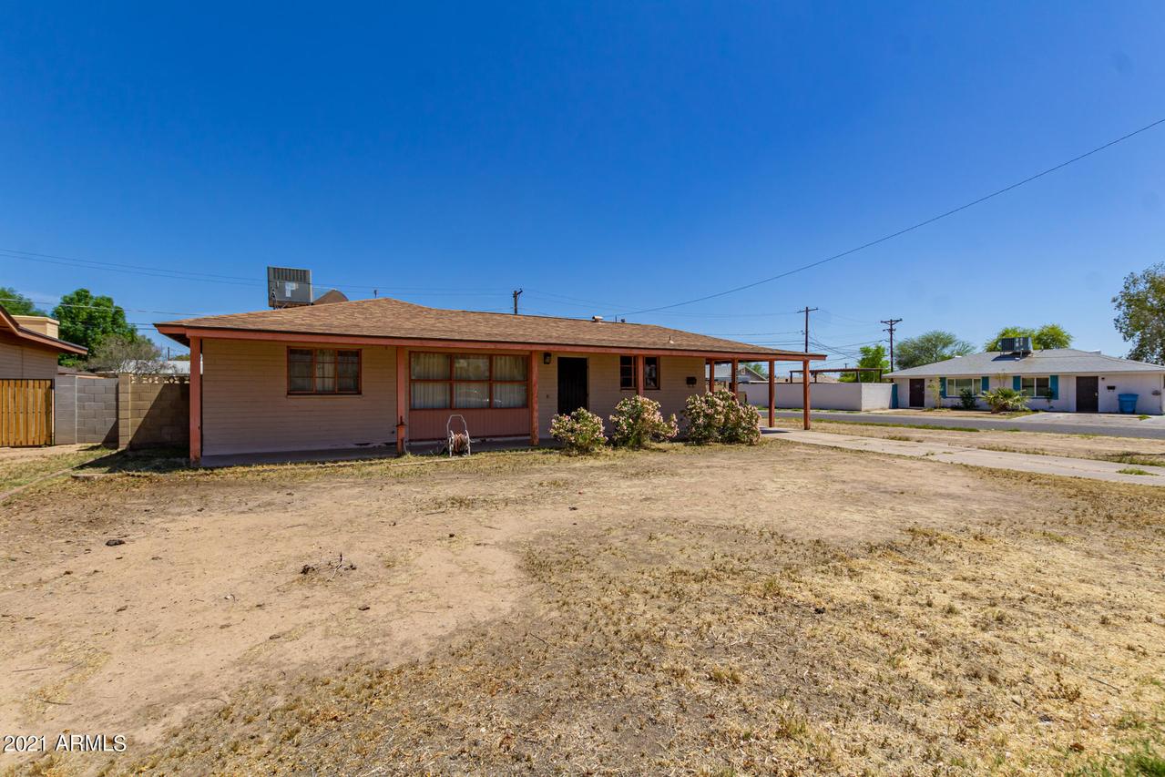 4639 N 30th Ave., Phoenix, AZ 85017