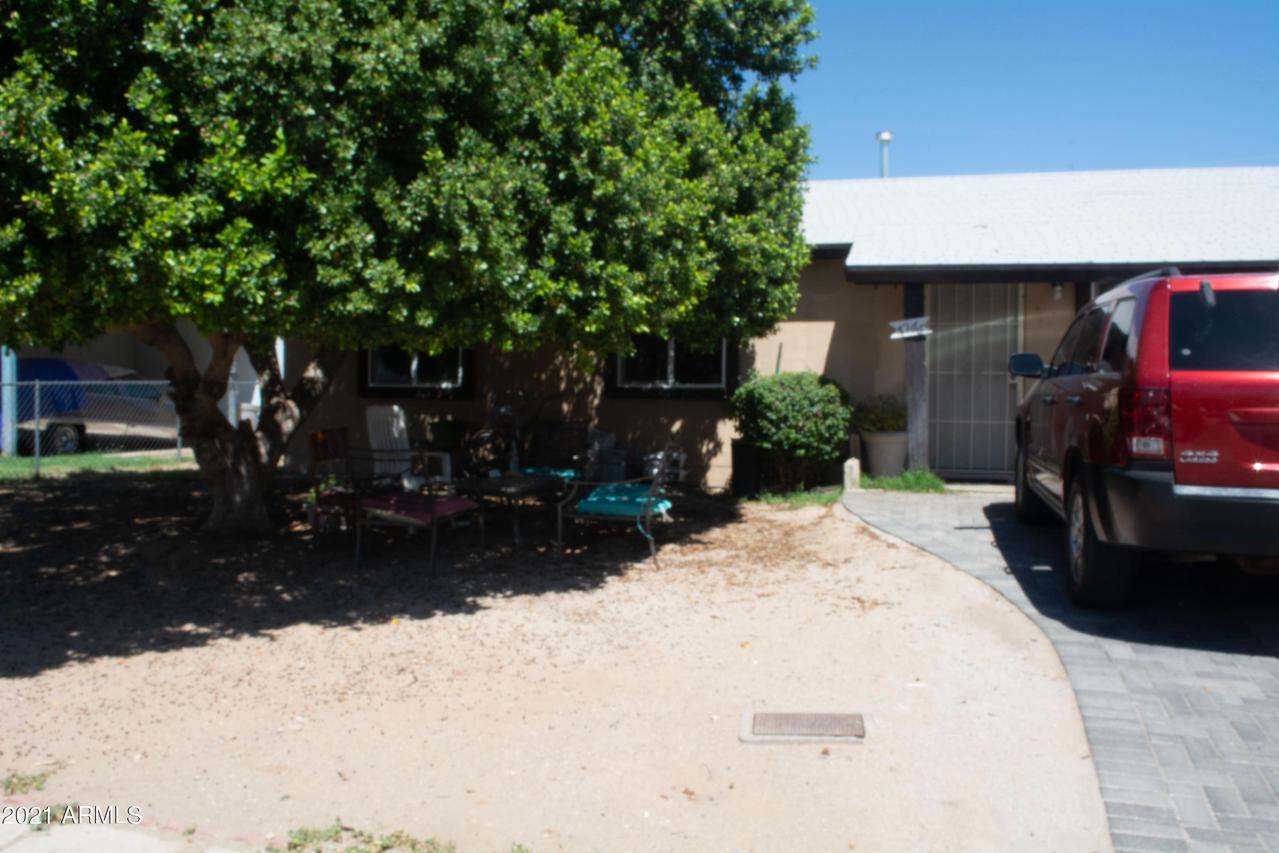 7266 W College Dr., Phoenix, AZ 85033