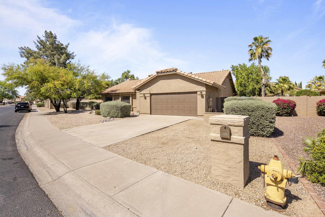 5510 E Michelle Dr., Scottsdale, AZ 85254