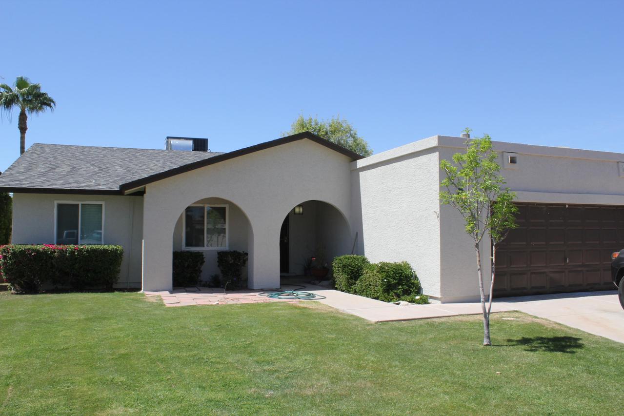 842 N York Cir., Mesa, AZ 85213
