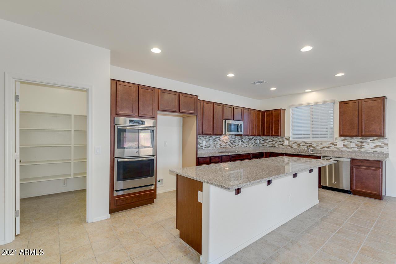 2917 W Dunbar Dr., Phoenix, AZ 85041