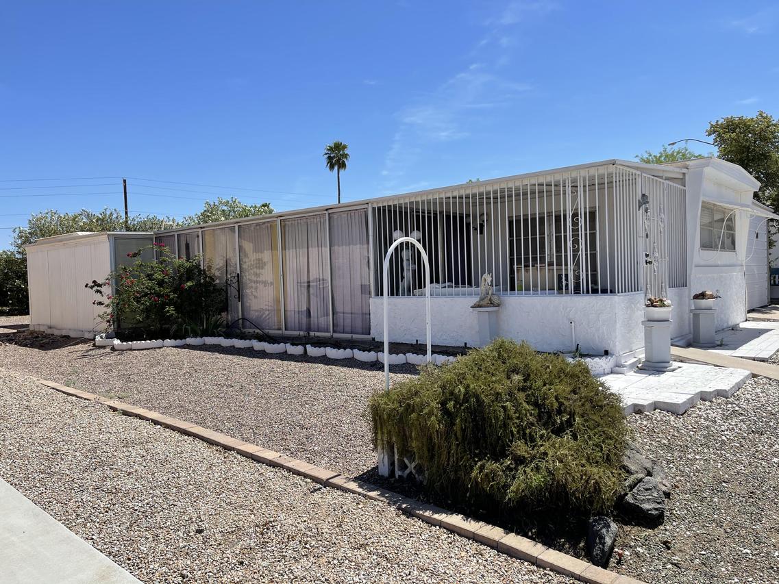 2221 N Shannon Way, Mesa, AZ 85215
