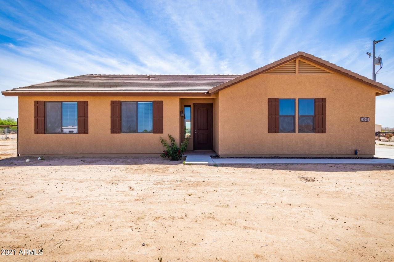 13303 S 209th Ln., Buckeye, AZ 85326