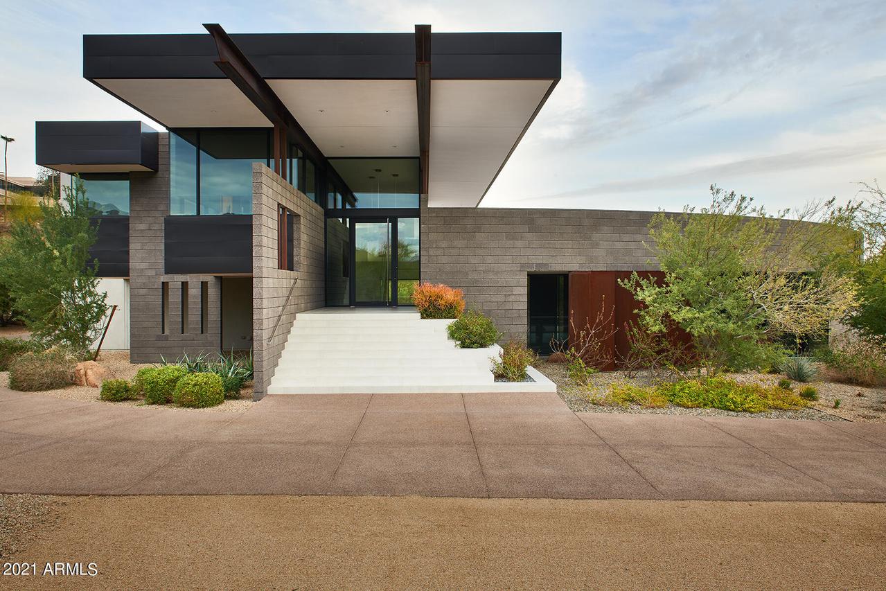 6101 N 38th Pl., Paradise Valley, AZ 85253