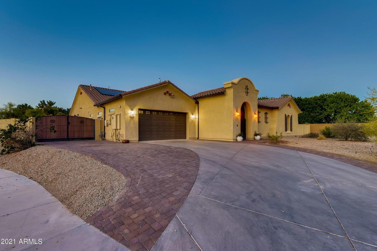 2651 S 167th Dr., Goodyear, AZ 85338