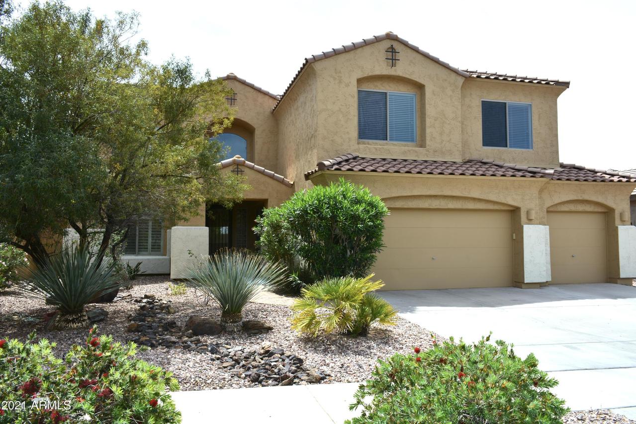 2131 W Red Range Way, Phoenix, AZ 85085