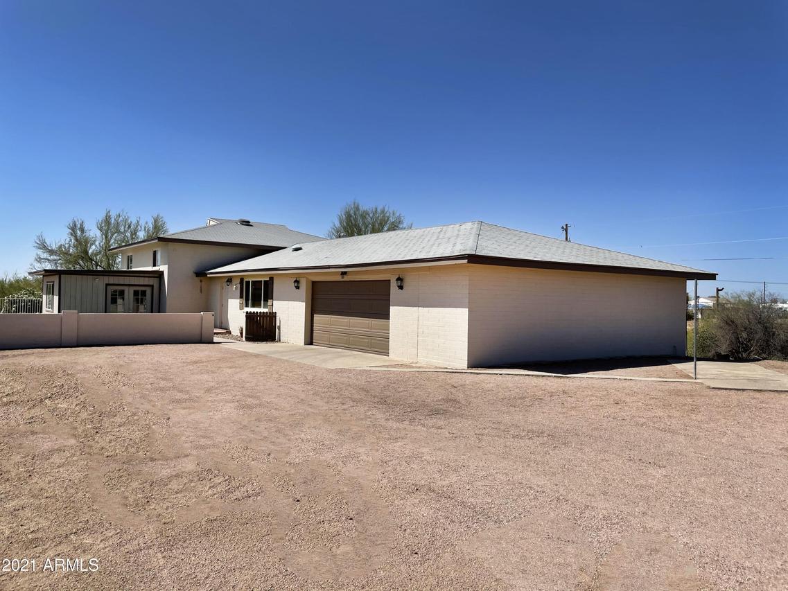 1927 E Superstition Blvd., Apache Junction, AZ 85219