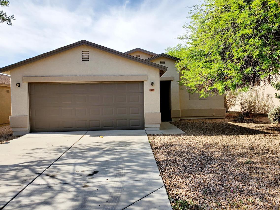 1033 E Cowboy Cove Tr., San Tan Valley, AZ 85143