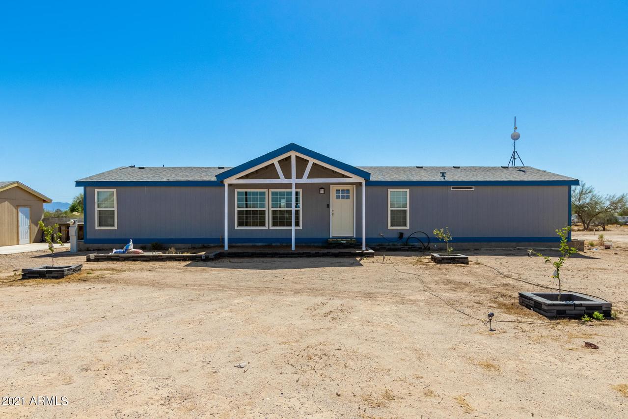 1011 S 350th Ave., Tonopah, AZ 85354