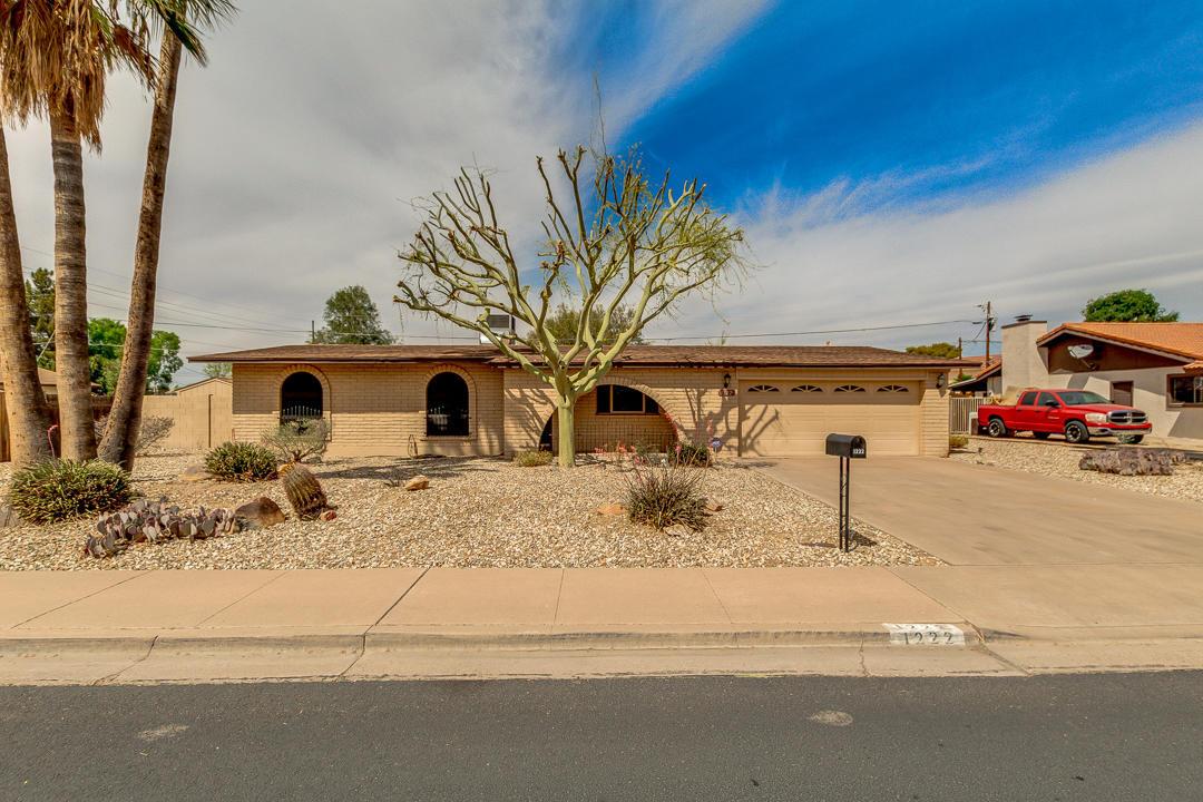 1222 N 25th St., Mesa, AZ 85213