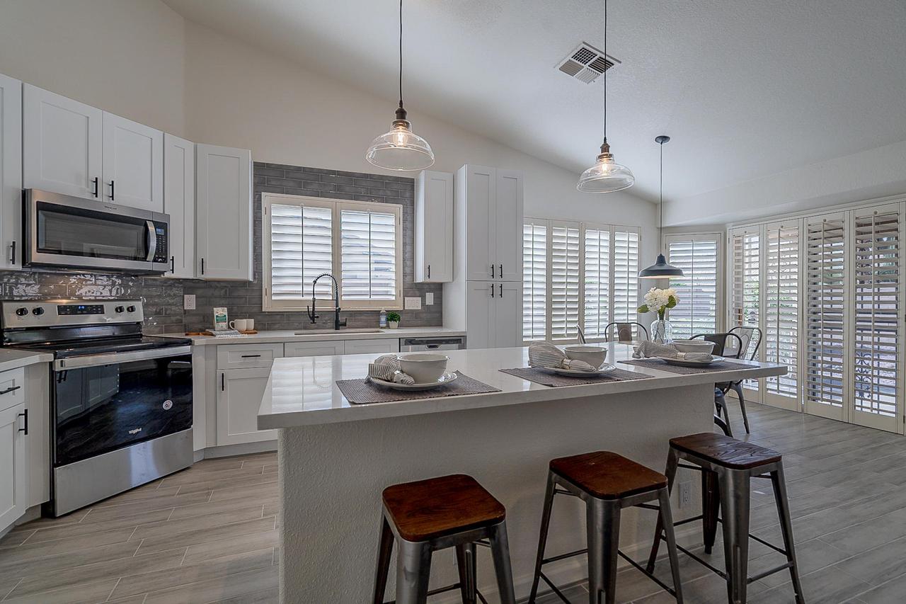 20341 N 109th Ave., Sun City, AZ 85373