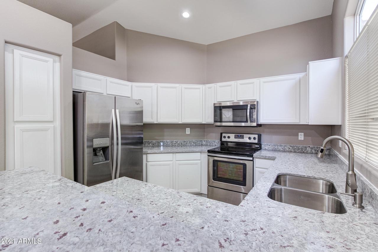 24810 N 40th Ln., Glendale, AZ 85310