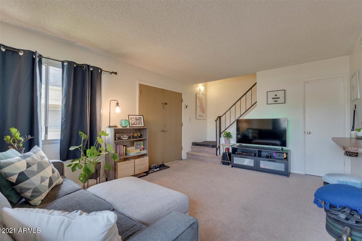 960 E Diamond Dr., Tempe, AZ 85283