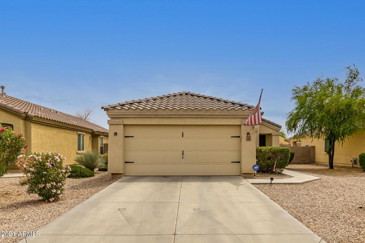 1353 E Daniella Dr., San Tan Valley, AZ 85140