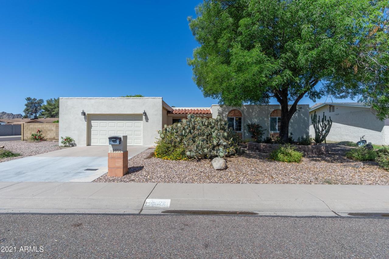 12802 N 29th St., Phoenix, AZ 85032
