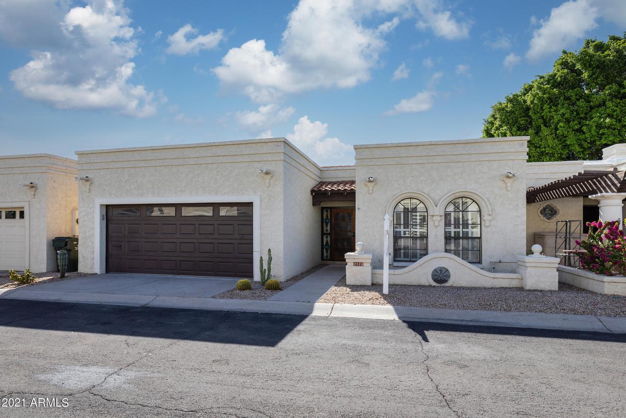 2820 N 42nd Way, Phoenix, AZ 85008
