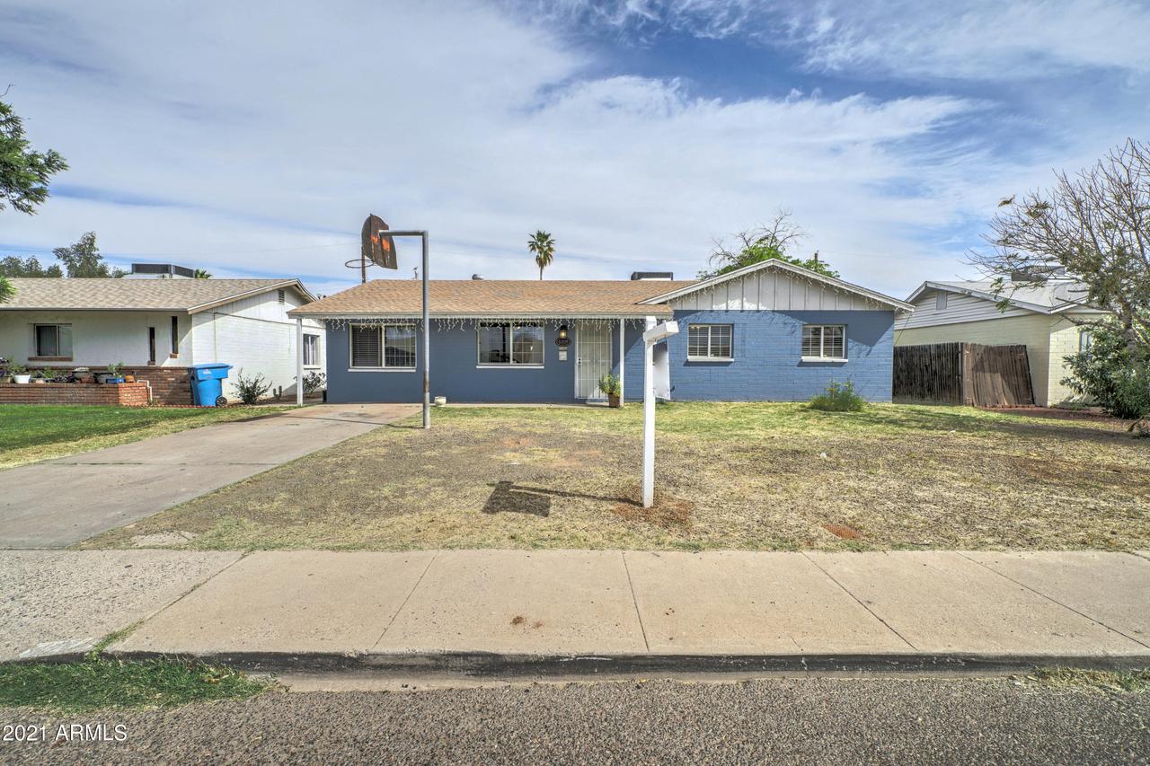 4208 W Orangewood Ave., Phoenix, AZ 85051