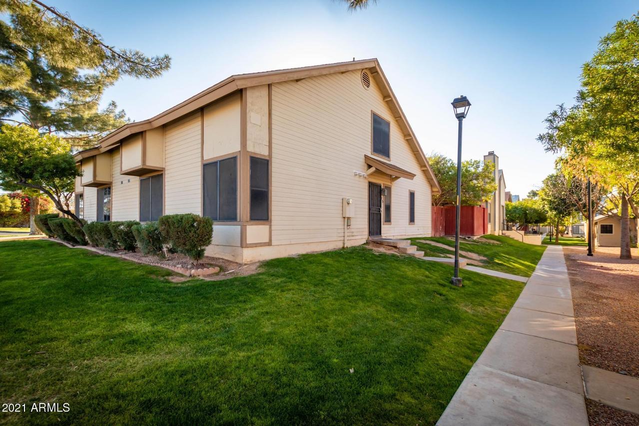 2455 E Broadway Rd. #95, Mesa, AZ 85204