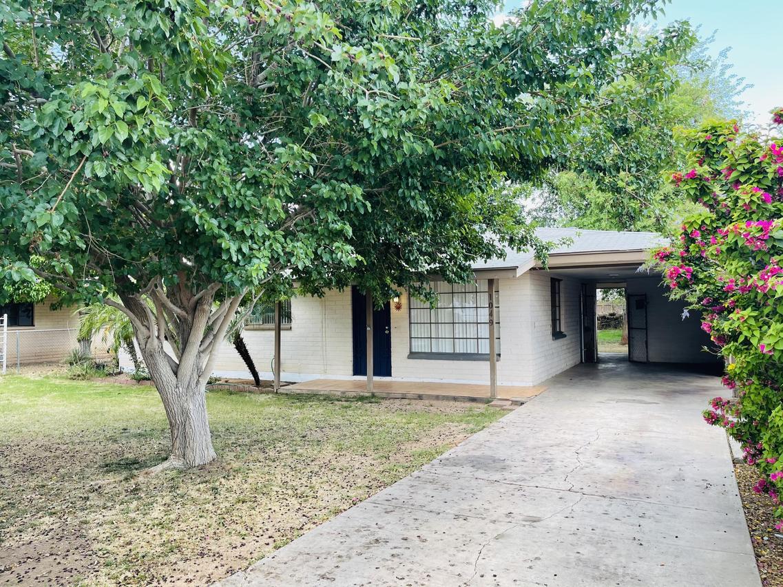 1049 E Nielson Ave., Mesa, AZ 85204