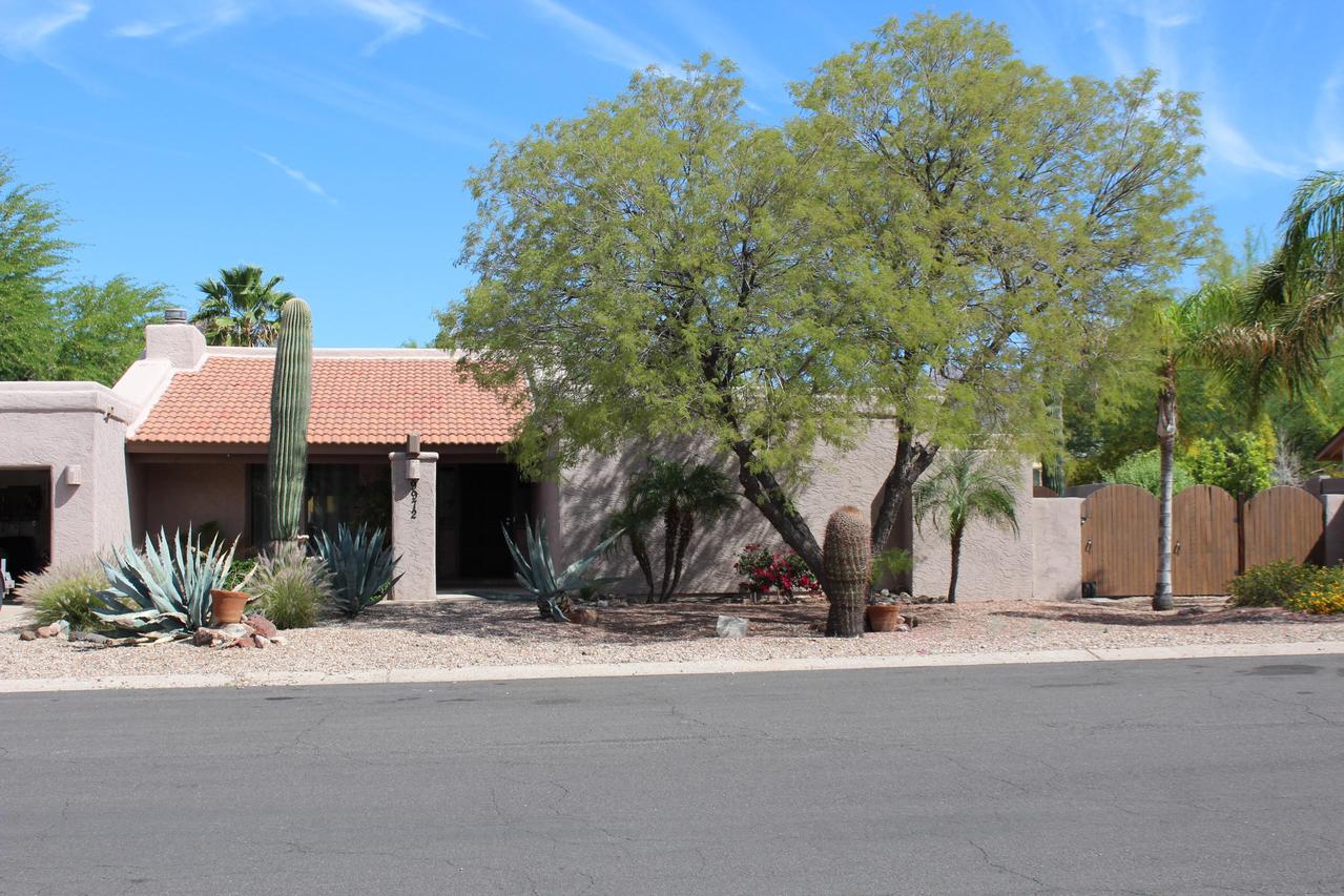 9972 E Del Monte Ave., Gold Canyon, AZ 85118