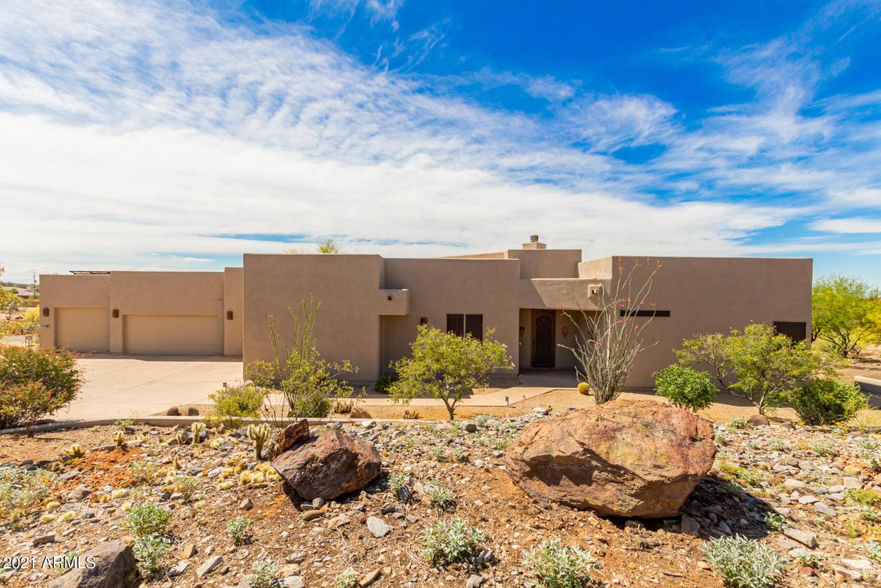 3309 W Here To There Dr., Phoenix, AZ 85086