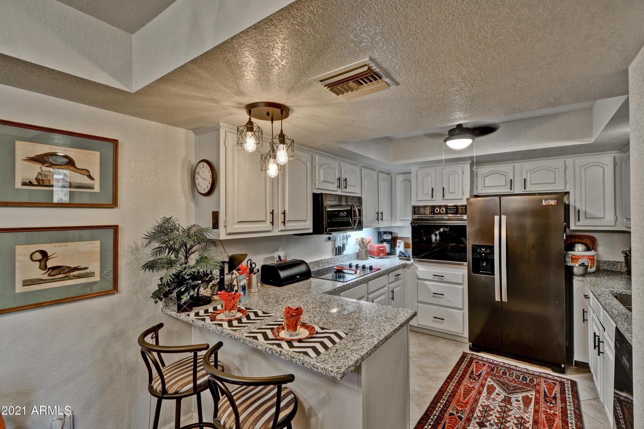 17404 N 99th Ave. #110, Sun City, AZ 85373