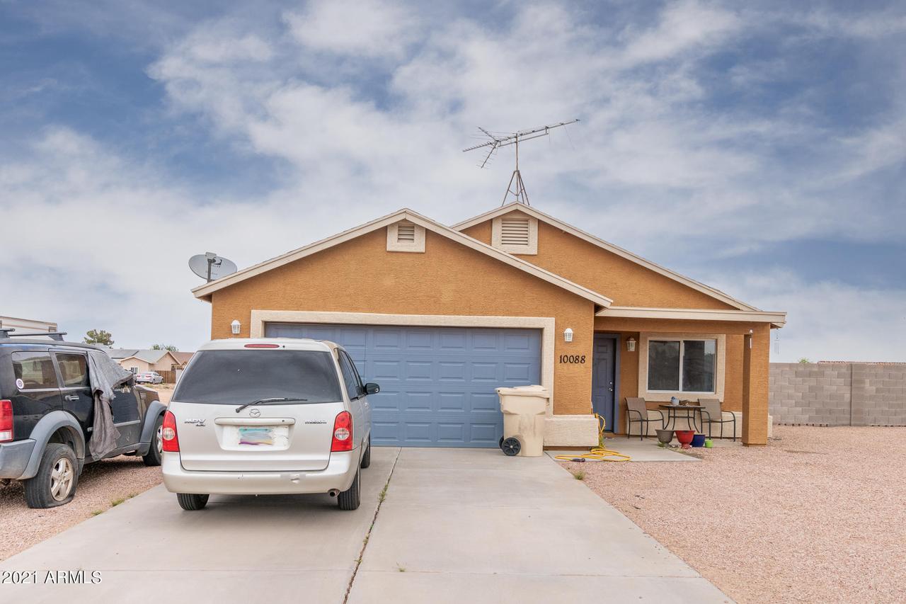 10088 W Santa Cruz Blvd., Arizona City, AZ 85223
